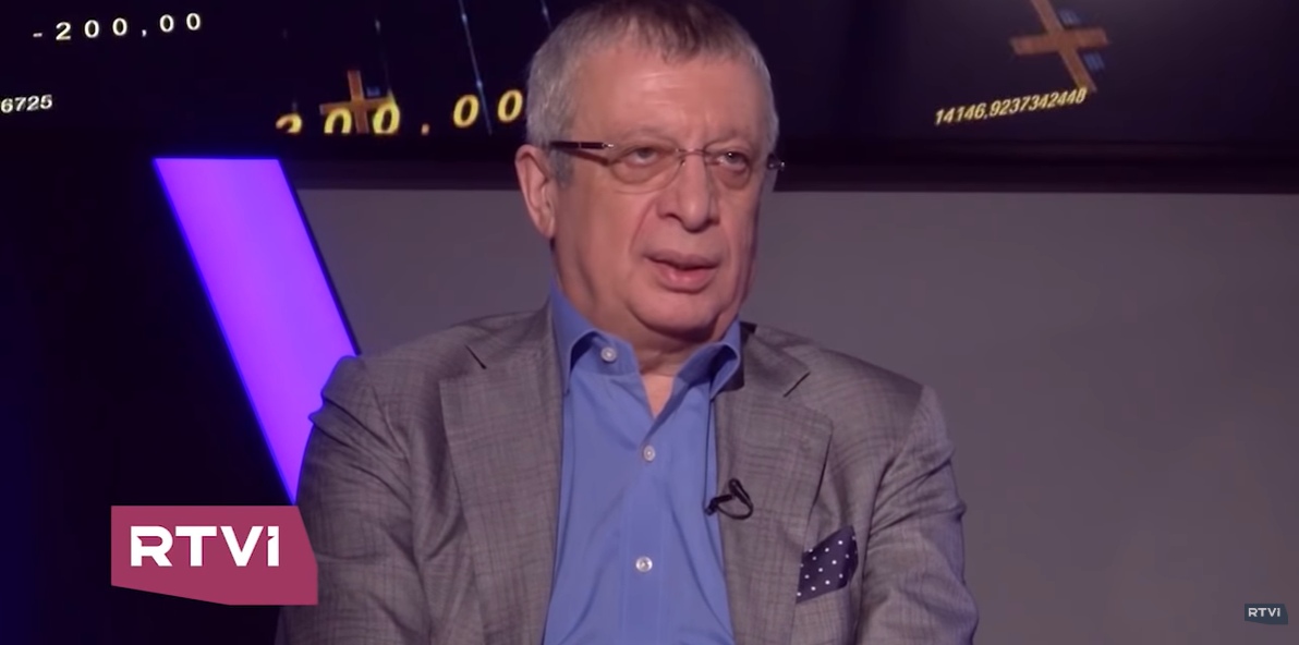 Вадим Клювгант: «Самые состоятельные люди — не бизнесмены, а силовики» // Вы держитесь!