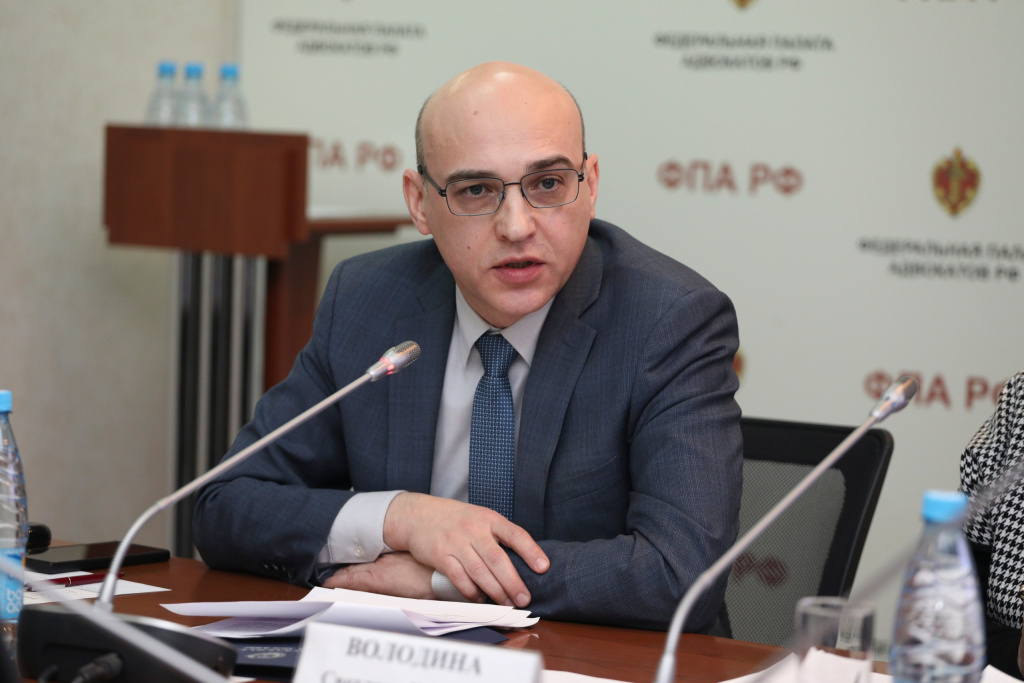 Президент АПМ рассказал о рисках и возможностях использования искусственного интеллекта в адвокатской деятельности