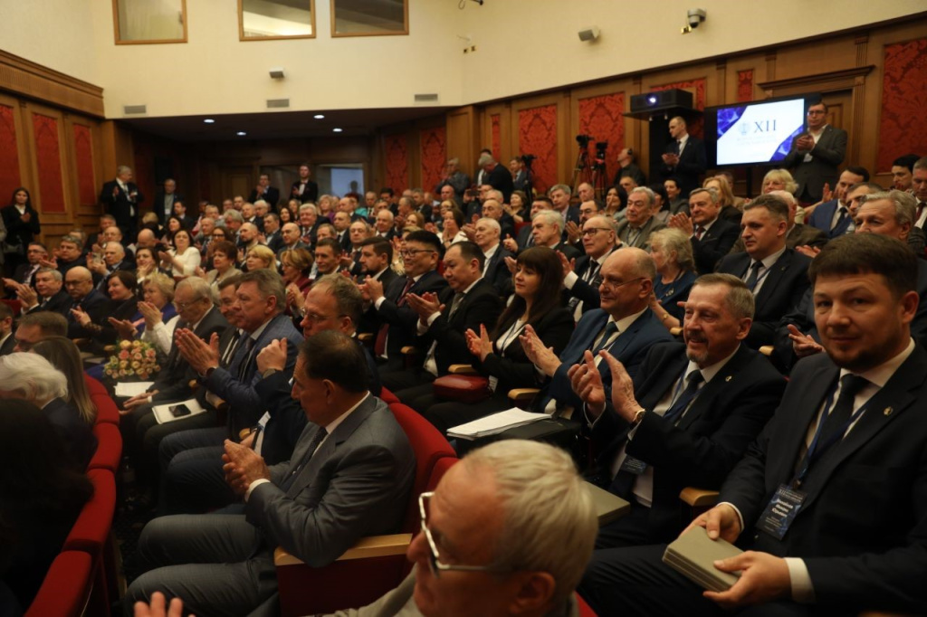 Вклад Адвокатской палаты Москвы в информатизацию российской адвокатуры отметили на XII Всероссийском съезде адвокатов