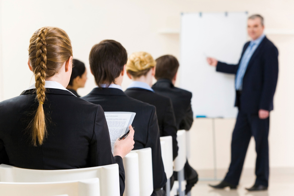 ФПА проведет бесплатное обучение для адвокатов по программе повышения квалификации