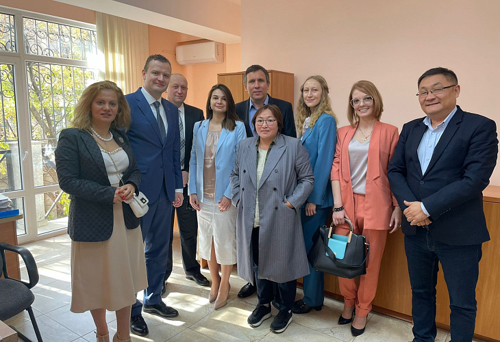 Молодые адвокаты Москвы познакомились с адвокатурой Кыргызской Республики
