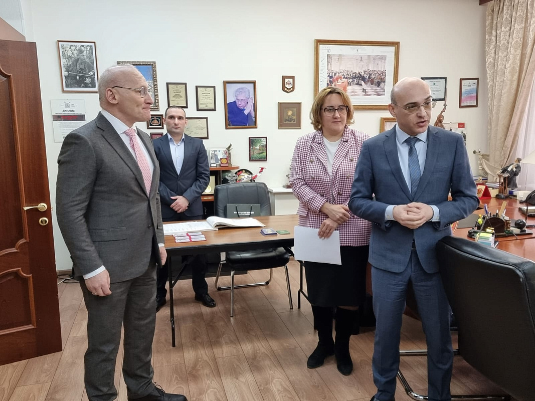 В Адвокатской палате Москвы состоялось вручение награды и удостоверений адвокатам