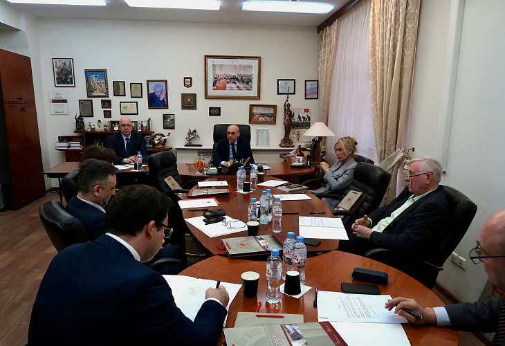 В АП Москвы состоялась встреча с руководителями адвокатских образований В АП Москвы состоялась встреча с руководителями адвокатских образований