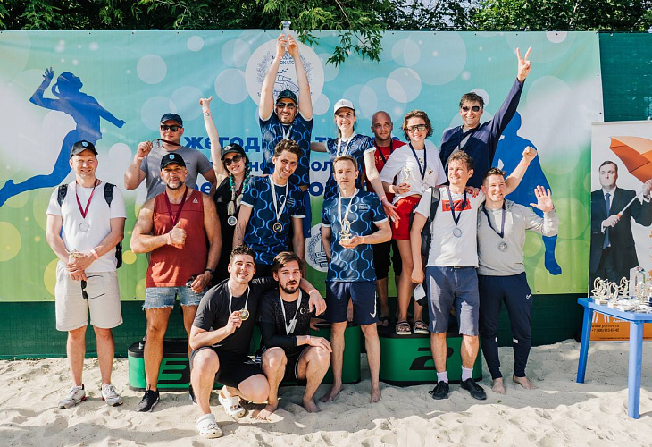 Команда Адвокатской палаты Москвы заняла второе место в IV Федеральном турнире по пляжному волейболу среди адвокатов