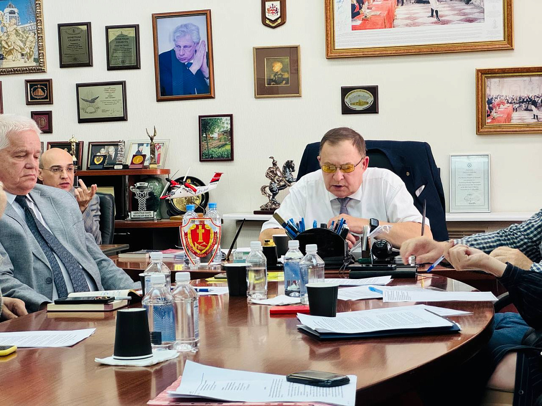 Участие в процессуальных действиях, обучение и полезные публикации для адвокатов: как прошло заседание Комиссии Совета АПМ по защите прав адвокатов