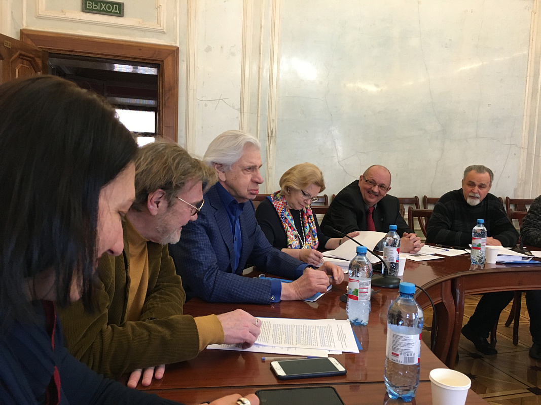 О заседаниях Общественной коллегии по жалобам на прессу