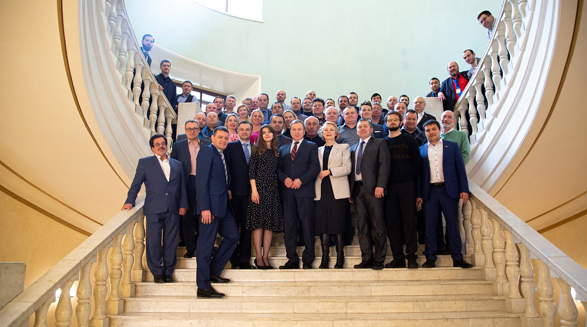 22-24 апреля 2022 года в Москве состоялся самый масштабный за всю историю Всероссийский чемпионат по шахматам среди адвокатов «Белая королева»