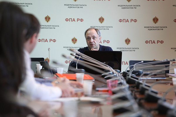 «Допустимость доказательств в уголовном процессе»: вице-президент АПМ провел мастер-класс для молодых адвокатов