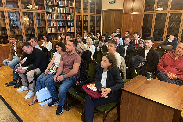 Молодым адвокатам рассказали о методах законного влияния на избрание меры пресечения подзащитному