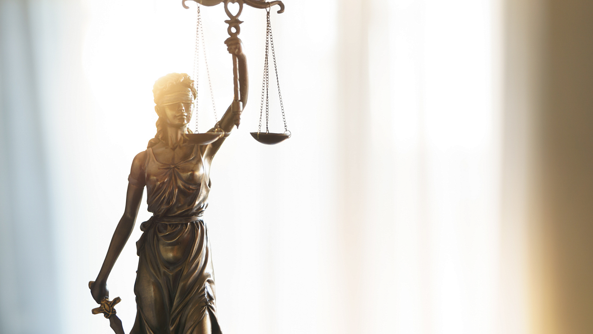 С Днём юриста!