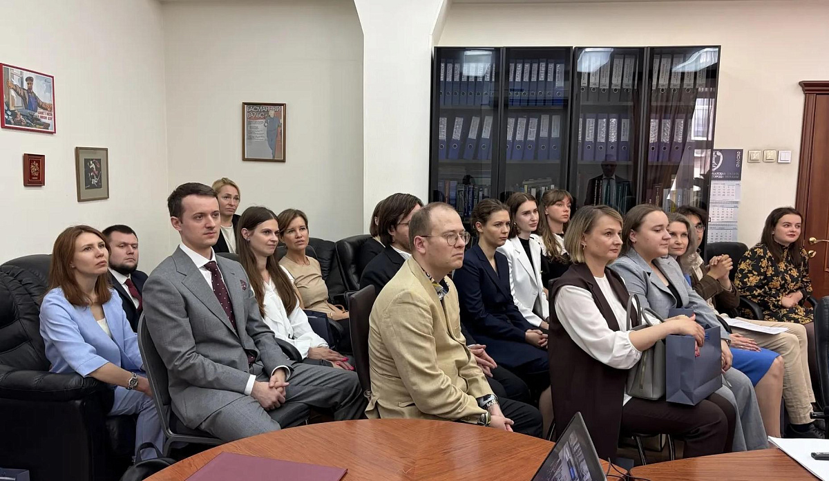 «Адвокат всегда на стороне света в непрекращающейся битве света и тьмы»: состоялось заседание Совета Адвокатской палаты города Москвы 