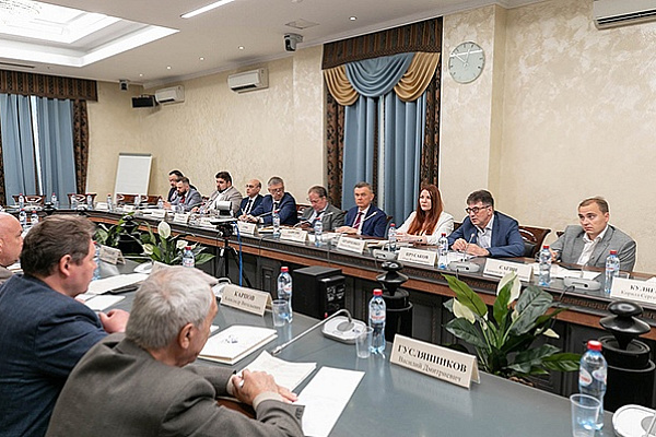 В Общественной палате РФ обсудили проблемы качества оказания юридических услуг населению