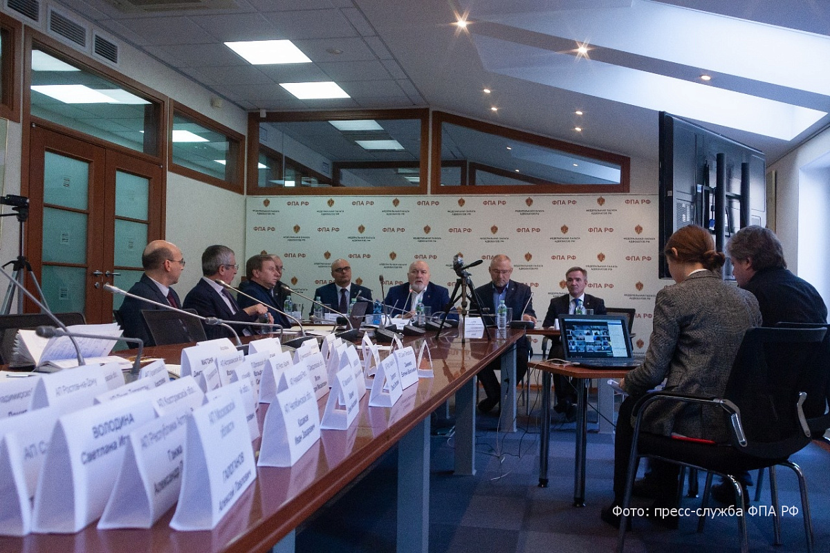 Совет ФПА РФ определил размер вознаграждения адвоката в зависимости от сложности дела