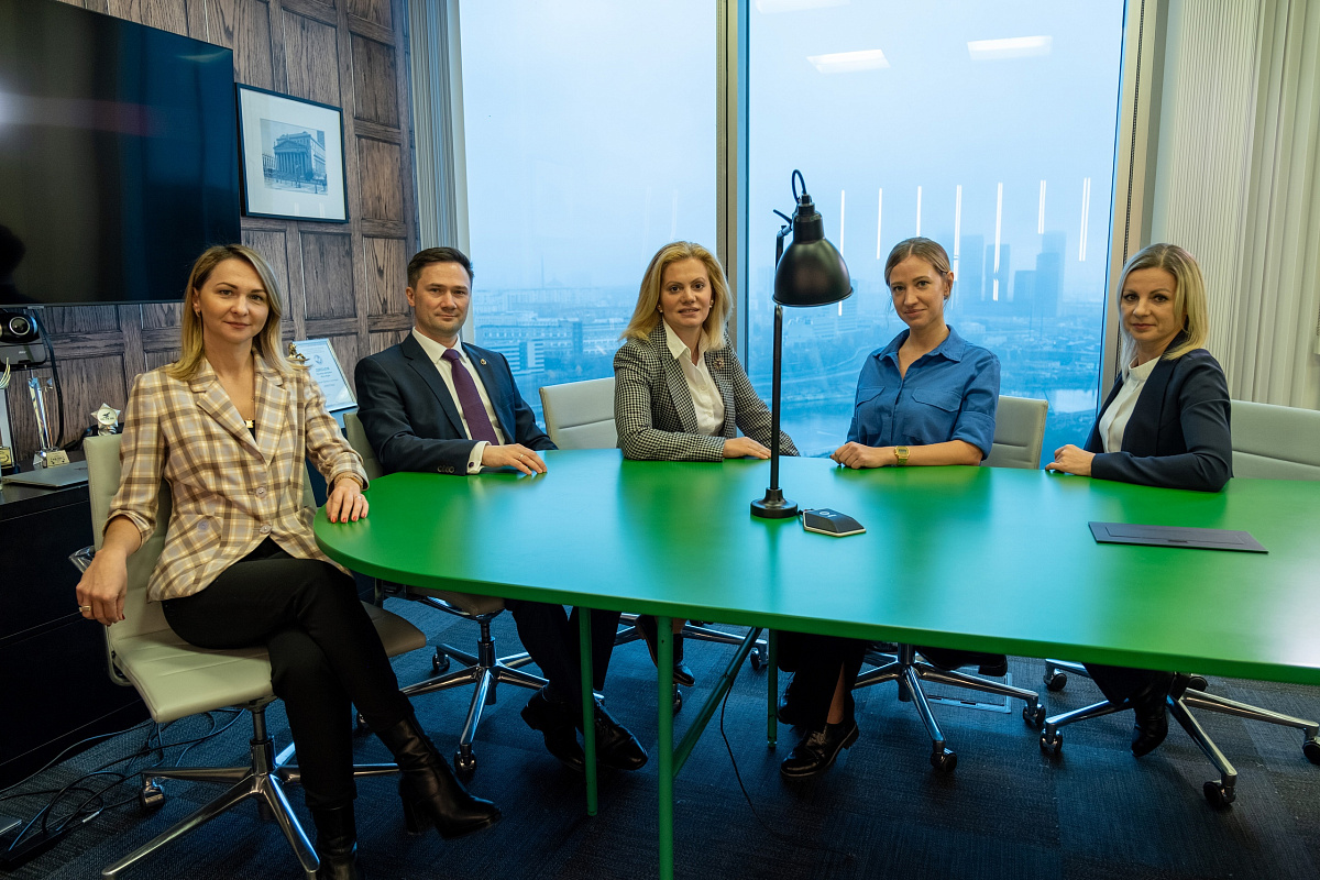 Каковы критерии допустимого протестного поведения адвоката? Как предотвратить конфликтную ситуацию в судебном заседании?