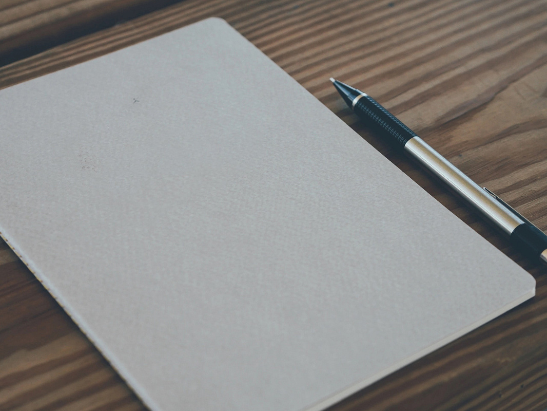 Представитель адвокатской палаты не должен давать подписку  о неразглашении данных предварительного следствия при производстве процессуальных действий в отношении адвоката