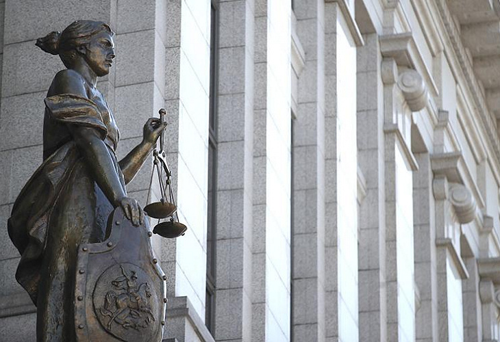Российские суды до 10 апреля приостанавливают все процессы, кроме безотлагательных Российские суды до 10 апреля приостанавливают все процессы, кроме безотлагательных