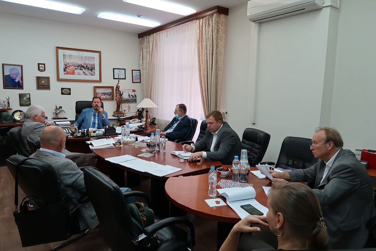 4 сентября состоялось заседание Комиссии Совета Адвокатской палаты города Москвы по защите прав адвокатов