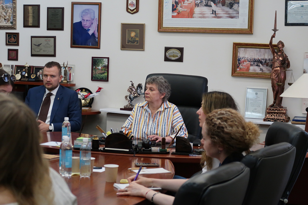 В Адвокатской палате Москвы стартовал проект «В кабинете Резника»