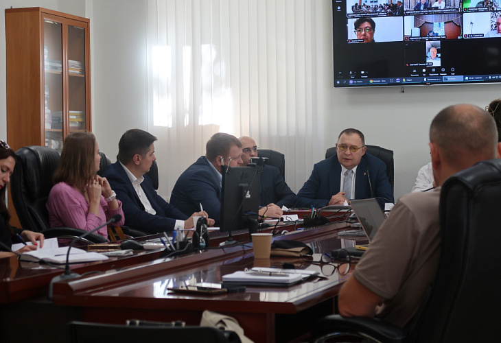 Ограничение права на свидания с доверителями, свидетельский иммунитет адвокатов и «угрозы» следователей: как прошло совместное заседание Комиссий Советов Адвокатских палат Москвы и Мособласти по защите прав адвокатов