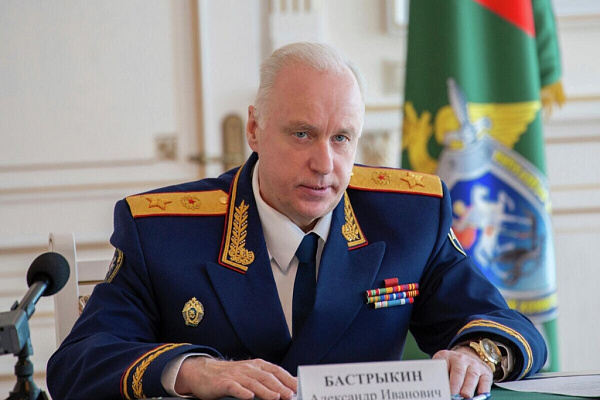 Адвокаты пожаловались Бастрыкину на оперативников, изъявших документы