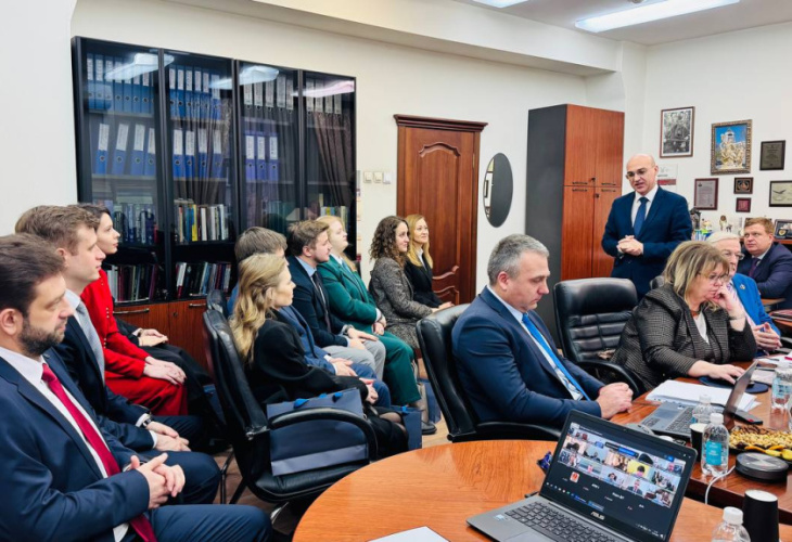 В Москве прошло итоговое заседание Совета Адвокатской палаты в 2025 году: присяга, награды и дисциплинарные производства